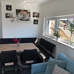 Moderne Mit Terrasse Und Garten * Verwaltungsgemeinschaft Haldenwang