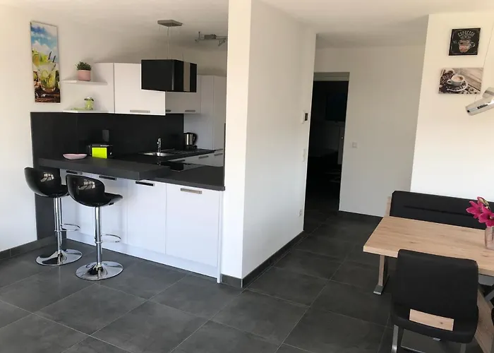 Appartement Moderne Mit Terrasse Und Garten *