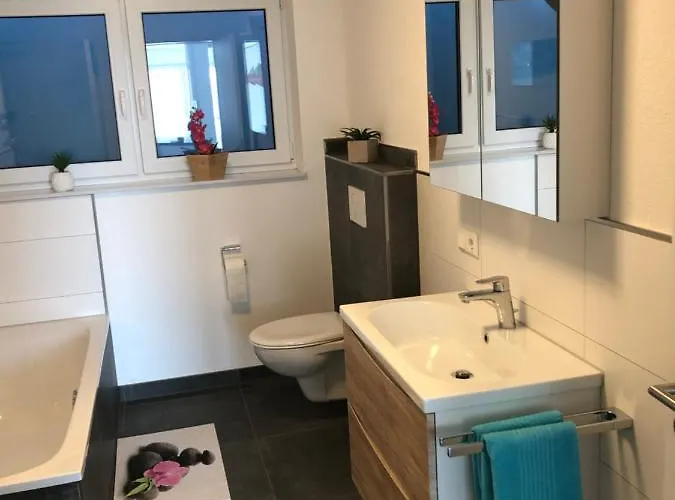 Moderne Mit Terrasse Und Garten Appartement