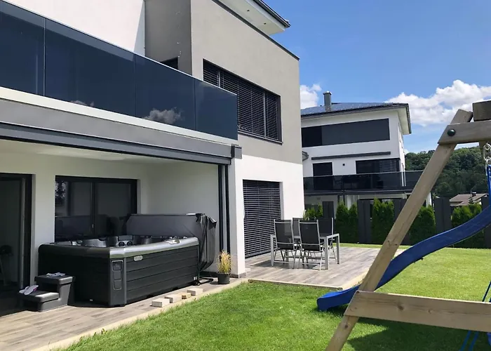 Moderne Mit Terrasse Und Garten *